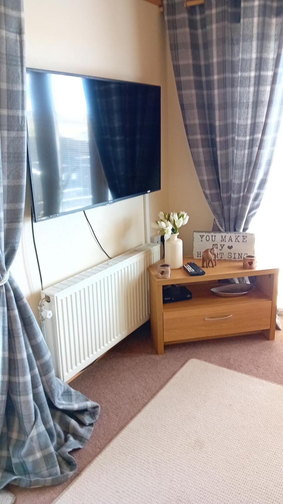 Baytree Lodge At Three Lochs Holiday Park, New Ask About Our Packages Birthday ,Anniversary,Family,Pamper Packages Available Balminnoch Buitenkant foto